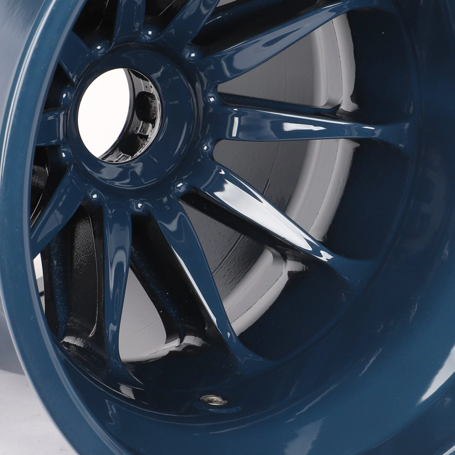 F1 Authentics Alpine F1® Team 2021 Rear Wheel Rim Table 4 F1 Authentics Alpine F1® Team 2021 Rear Wheel Rim Table