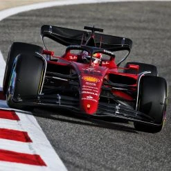Charles Leclerc 2022 1:8 Scale Model Scuderia Ferrari F1-75 – Bahrain GP