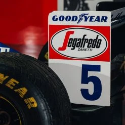 Official Williams 1995 FW17 Show Car With Damon Hill Race Suit 23 Official Williams 1995 FW17 Show Car With Damon Hill Race Suit