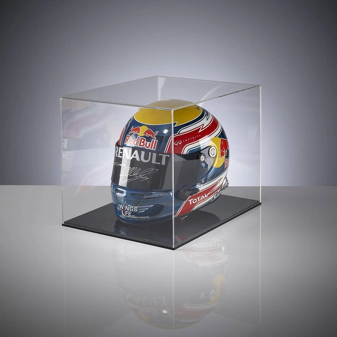 F1 Authentics Full-Size Helmet Display Case - Standard 2 F1 Authentics Full-Size Helmet Display Case - Standard