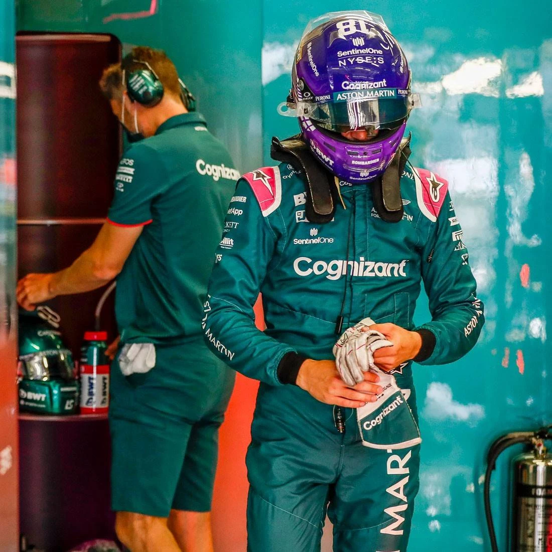 Aston Martin Lance Stroll 2021 Signed Race Used Race Suit – Hungarian GP 2 Aston Martin Lance Stroll 2021 Signed Race Used Race Suit – Hungarian GP