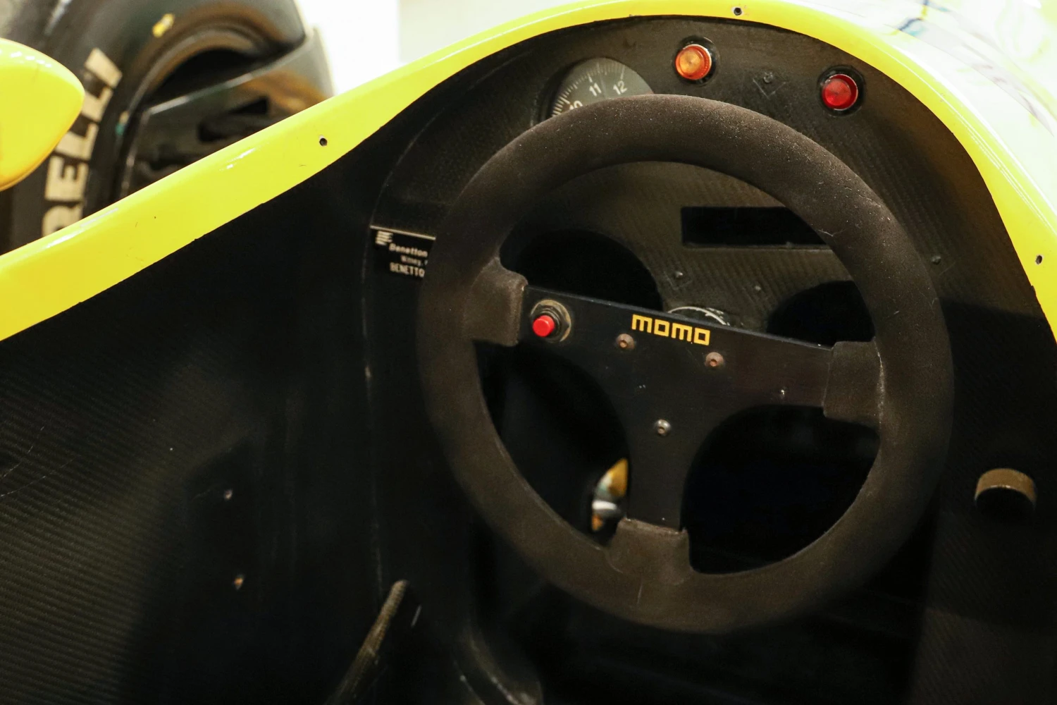 1991 Benetton B190B Official Show Car 5 1991 Benetton B190B Official Show Car