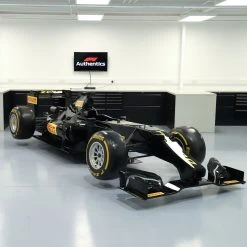 2018 Official Pirelli Show Car F1® Race Cars