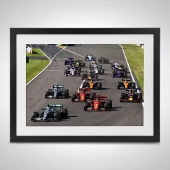 F1 Authentics Lewis Hamilton Leading In Japan – James Moy F1® Art Print