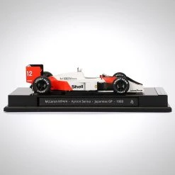 McLaren 1988 MP4/4 1:18 Scale Model Car