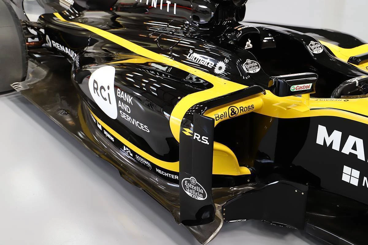 Carlos Sainz 2018 Renault RS18 Official Show Car 2 Carlos Sainz 2018 Renault RS18 Official Show Car