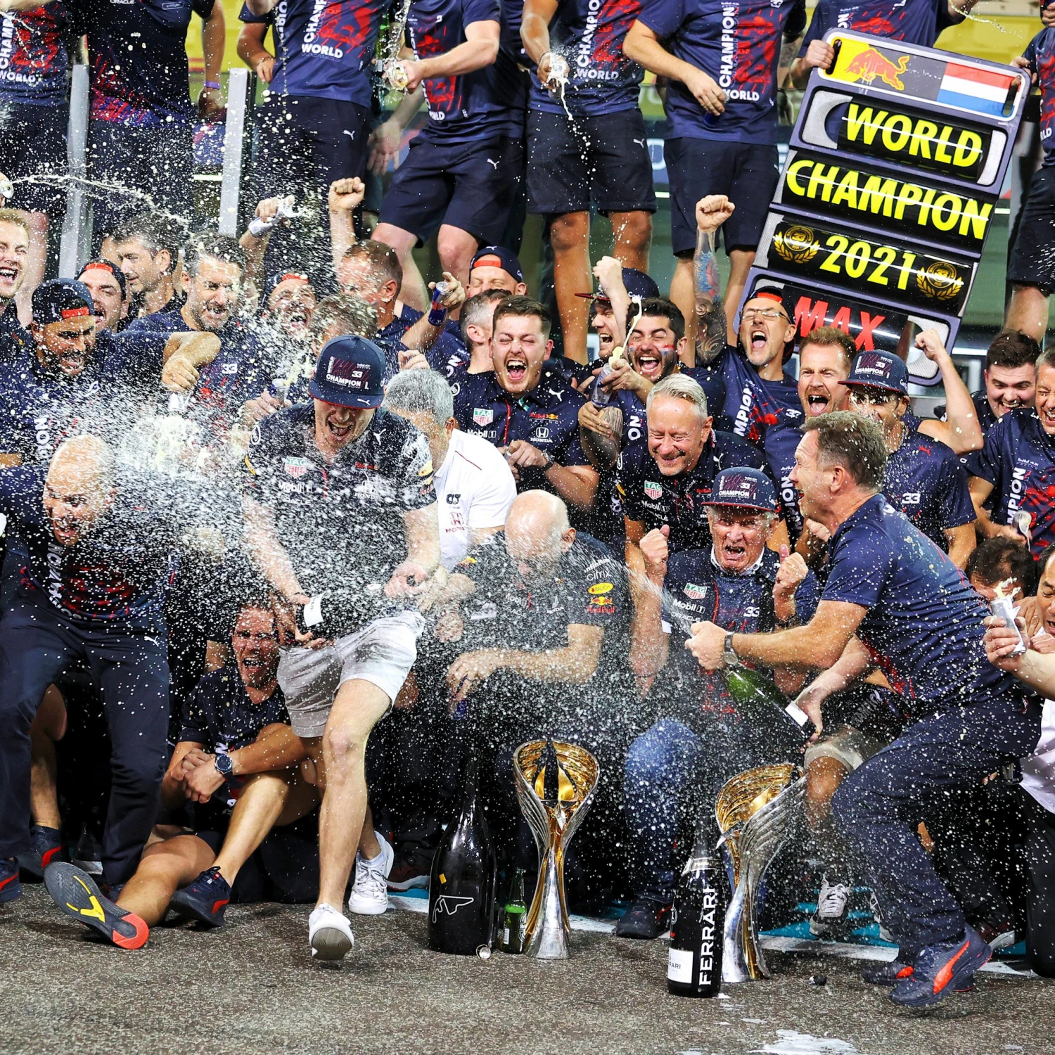 Max Verstappen 2021 World Champion Red Bull Team Celebrations – James Moy Print 2 Max Verstappen 2021 World Champion Red Bull Team Celebrations – James Moy Print